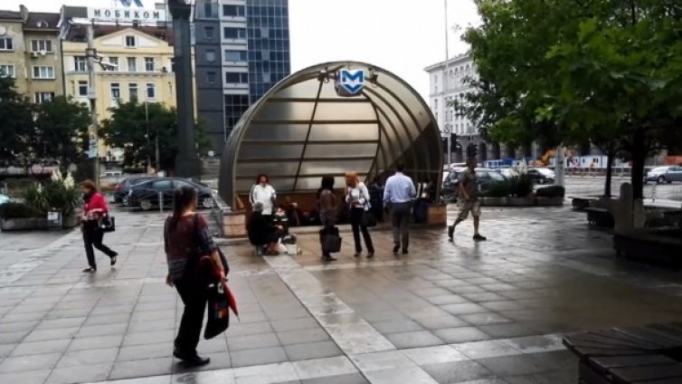 "Експериментът в Dnes.bg": Недомислица в метрото