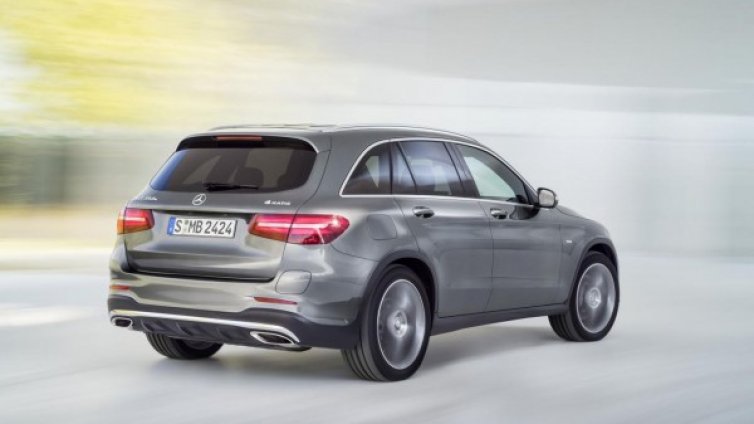 Mercedes показа наследника на GLK