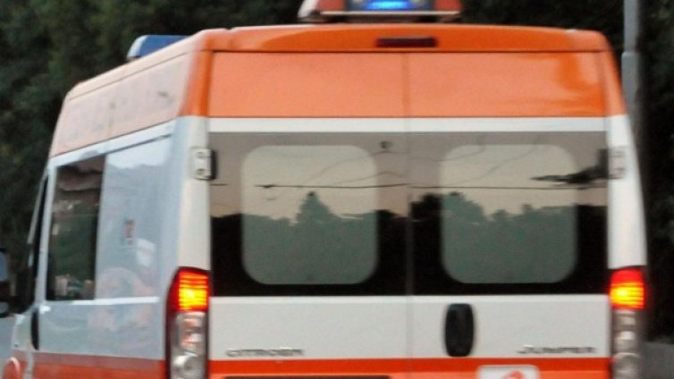 3-годишно с опасност за живота след сбиване