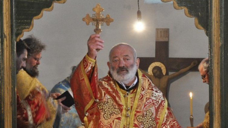 Галактион се възстановява бавно след инсулта