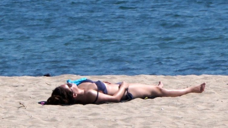 Спасителите &ndash; на сухо, остават сал с един буй