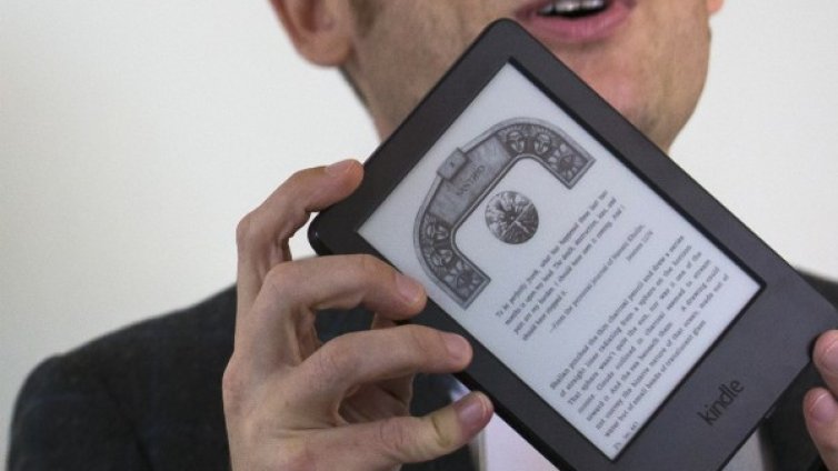 Amazon сменя правилата за независимите автори в Kindle