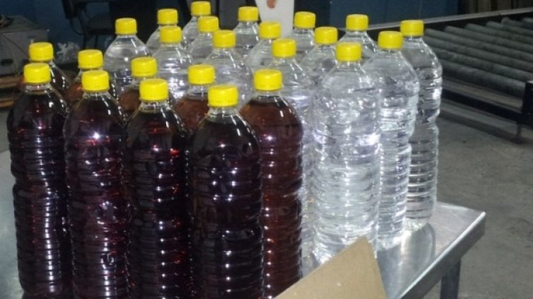 Русенски митничари пипнаха румънец с 1800 л вино "за лична употреба"