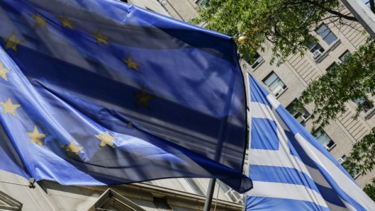 ЕК отсече: Гръцкият референдум няма смисъл 