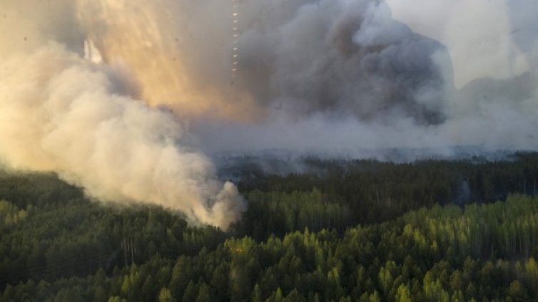 Пожар в Чернобил, идва ли радиационен облак към нас?