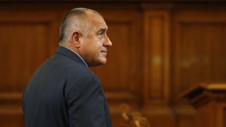 Юни: Борисов се еманципира, БСП се затвори, ДПС печели