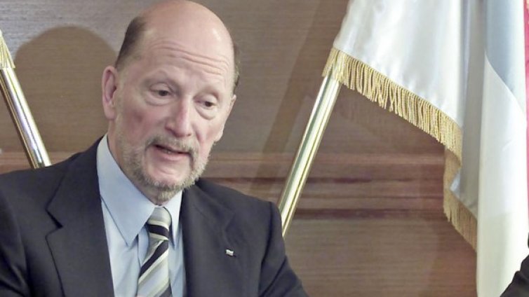 Попречиха ми да стана президент, призна Царят