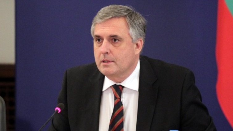 Калфин: До 2023-та дефицитът в НОИ ще намалее 3 пъти!