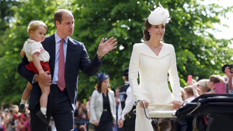 Принц Уилям намекна за трето кралско бебе