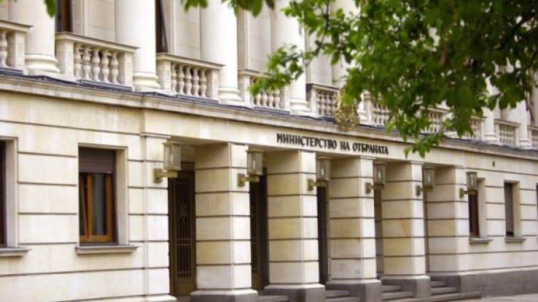 Грешка - не е гримьорка, а европеистка&hellip;