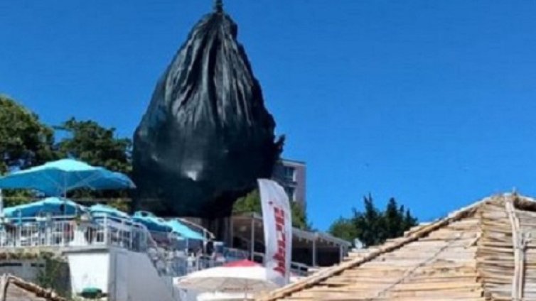 Ура! Дървото в Несебър вече "диша"!