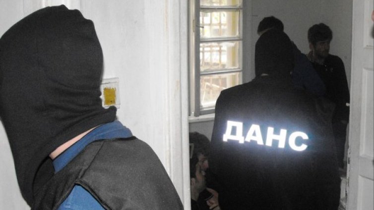 Арестуваха двама при спецоперация на ДАНС