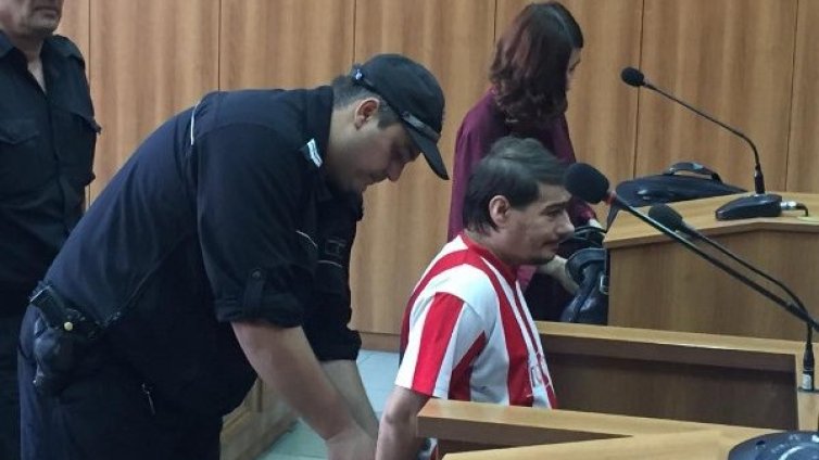 Оставиха в ареста педофила, блудствал с момченца