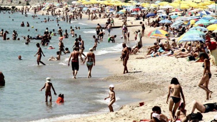 Внимание жега! Жълт код за цялата страна 