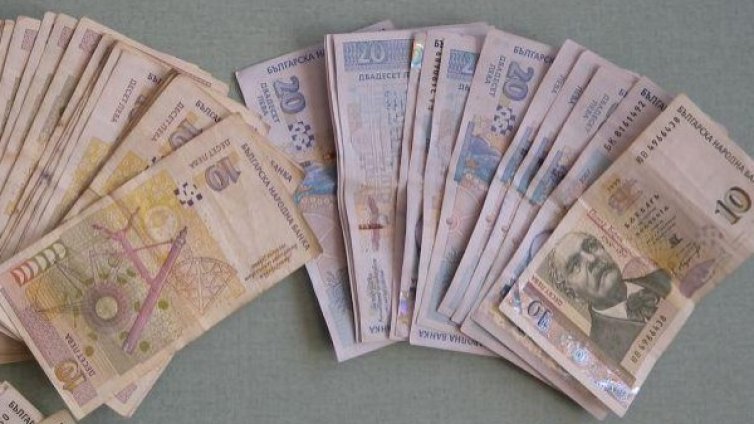 88-годишна поморийка си купи климатици за 6 бона 