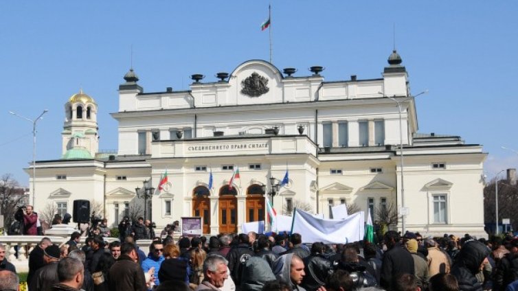Протестът днес: Бизнесът срещу цената на тока