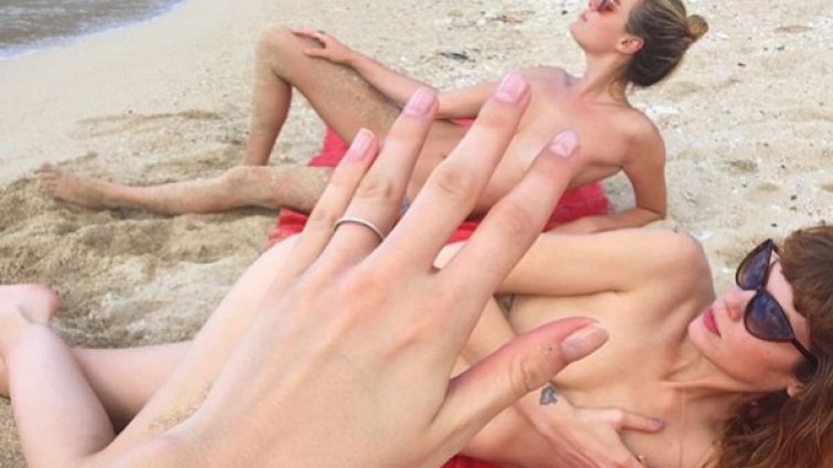 Необикновено обикновеният живот на една моделка