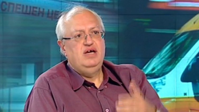 Доц. Спасков за починалия пред "Пирогов": Редно е да се помогне!