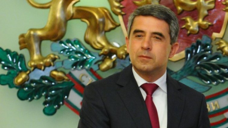 Плевнелиев от Twitter: Тайното гласуване &ndash; пагубно!