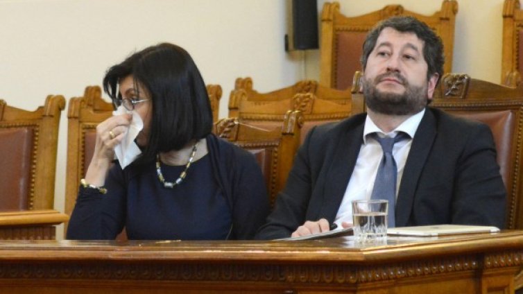 Крамоли като за край: Корупция или демография?