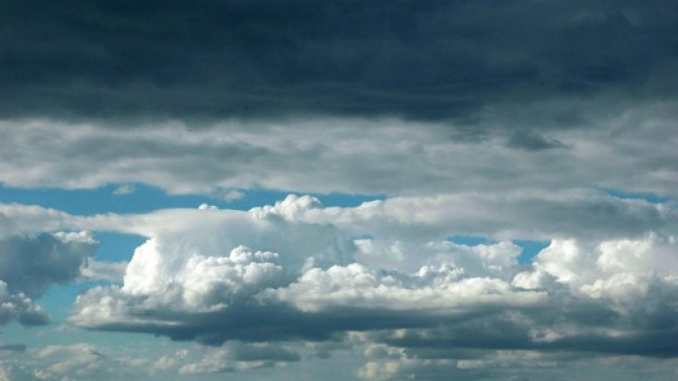 Слънцето се връща, но... не и по морето