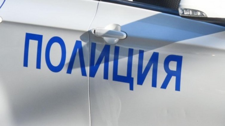Мъж обра с електрошок бакалия в Хасково