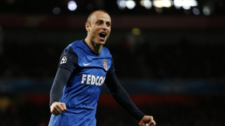 И Галатасарай поиска Бербатов