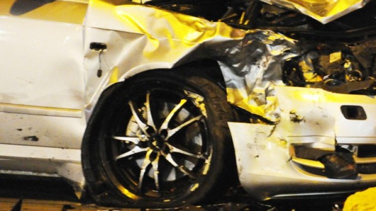 Бясната скорост отне живота на двама младежи