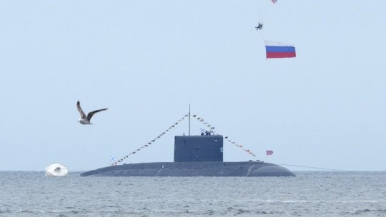 Русия не е морски господар, но умее да създава вълнения