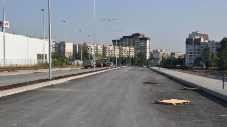 Младост, "Малинов", мор, мъка, мрънкане...