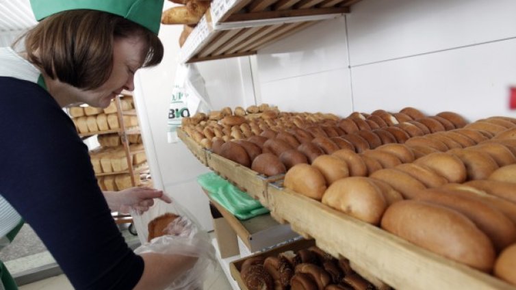 Година ембарго: Без празни рафтове, както мислят извън Русия