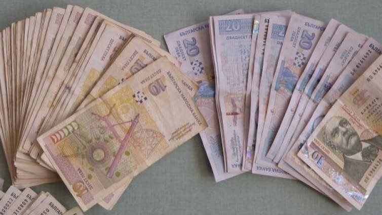 Измамиха баба от Добрич с 2 хил. лева