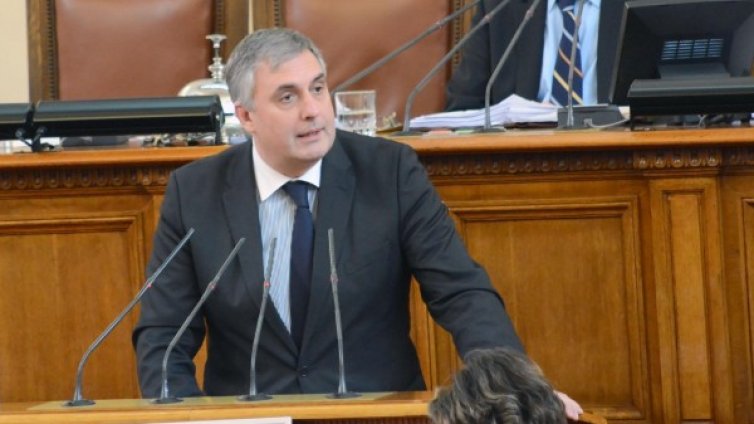 Родна картинка: Всеки 10-ти работи на минимална заплата