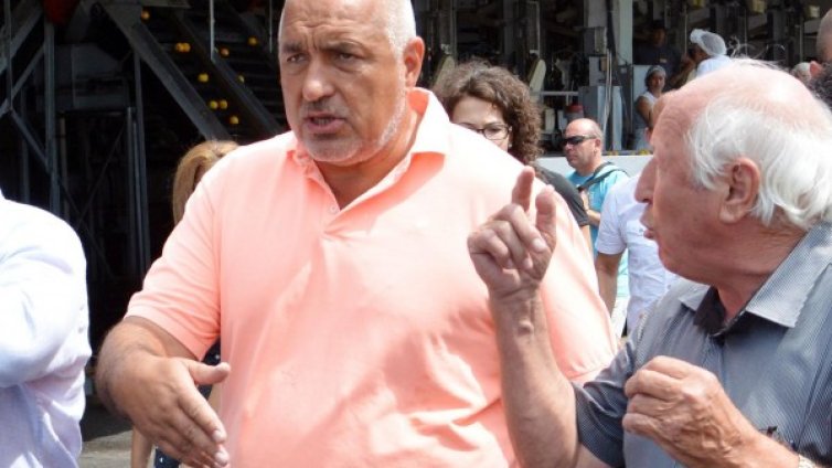 Сланинка на жар, фасче... пожари, възмути се Борисов