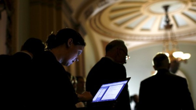 Къде се крие вълкът в овча кожа? 