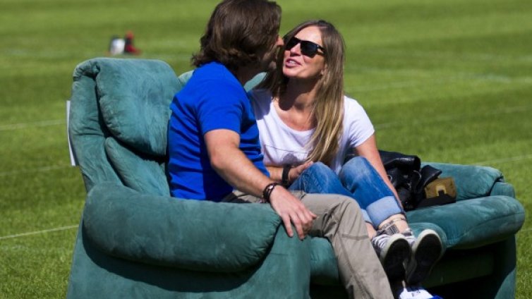 Съвременна любов: Да не висиш във Facebook 24/7