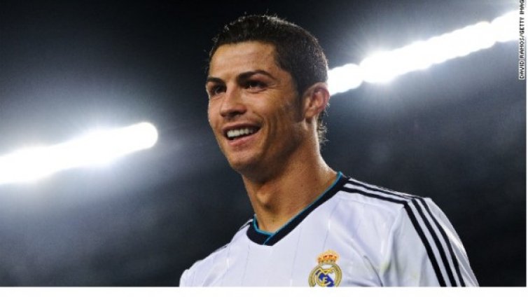 Роналдо &ndash; най-щедрият сред спортните звезди