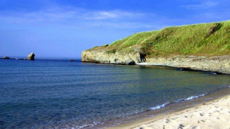 Безплатни чадъри трупат точки на кандидат-концесионери