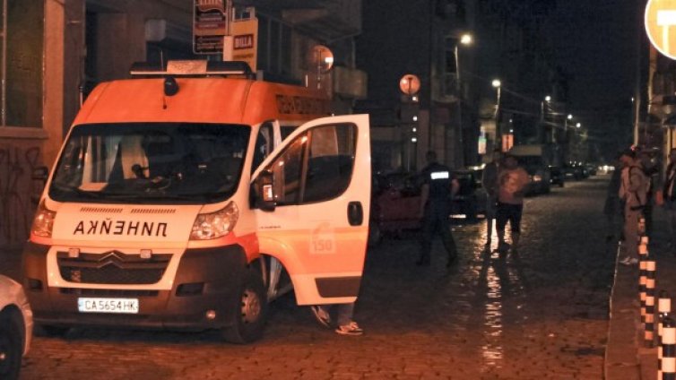 Линейка "лети" за простреляно дете, но не