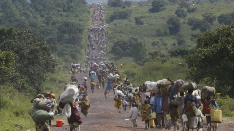 БСП-то в стрес от бежанците, иска свикване на КСНС