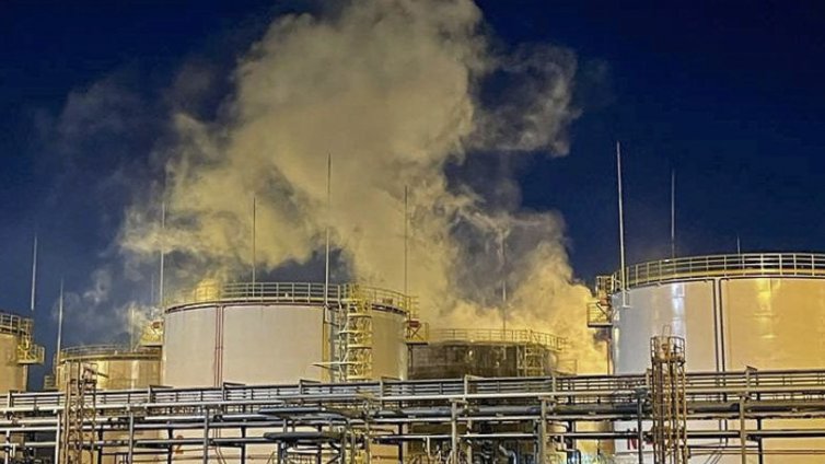 Украинската армия удари руска рафинерия в Краснодарския край