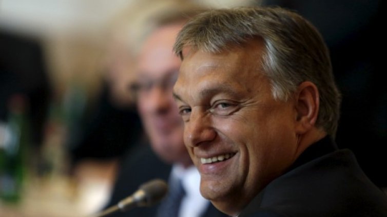 ЕС затъва, Орбан се издига 