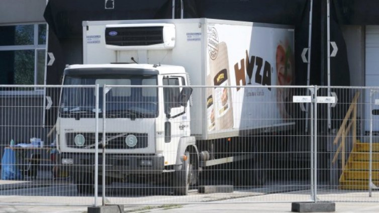 Отложиха екстрадицията на арестуван за Камиона на смъртта