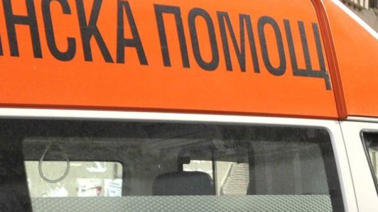 Мотоциклетист блъсна деца на тротоар в Златоград