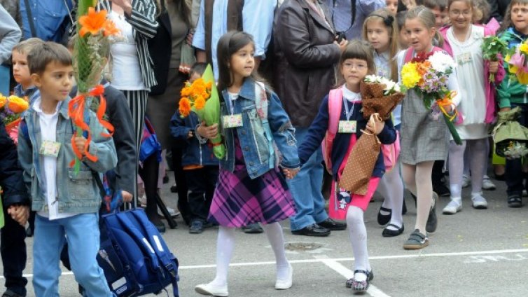 460 полицаи ще пазят децата на 15 септември в столицата