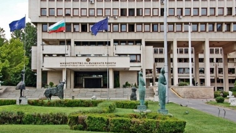 МВнР препоръчва: Избягвайте да пътувате през Унгария