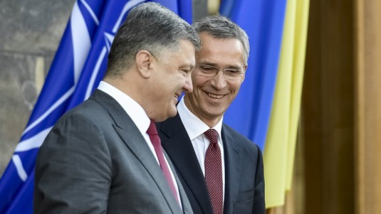 НАТО и Киев решиха: Алиансът стъпва здраво в Украйна
