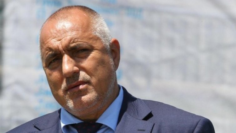 И Борисов е българин, и него го е страх от бежанците