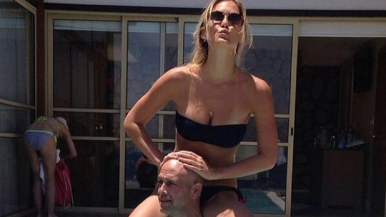 Бар Рафаели се омъжи за бизнесмен