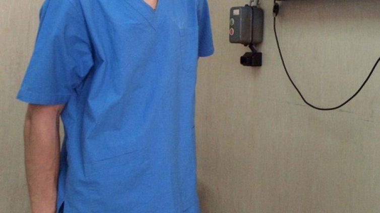 Арестуваха лекар, заподозрян за измама на пациент
